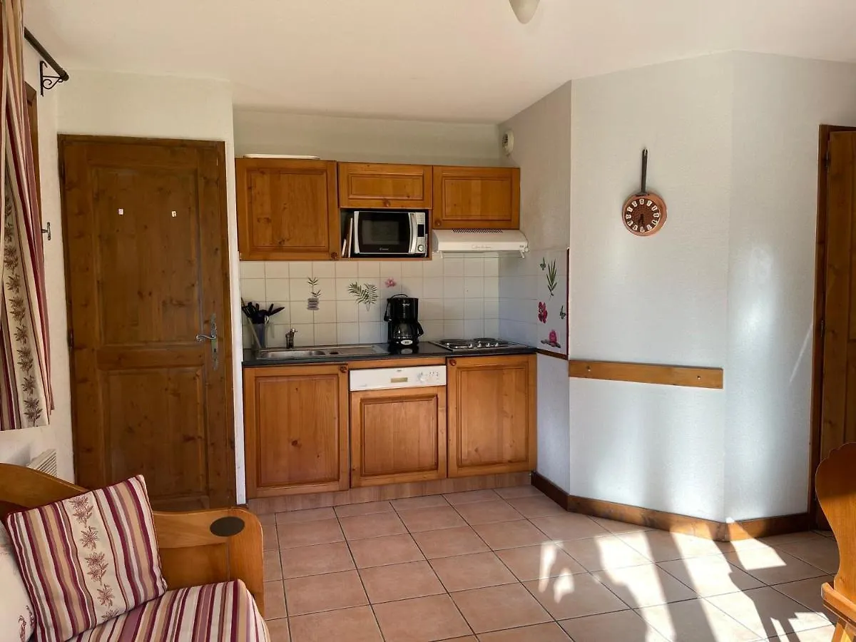 Daire Appartement Calme Avec Piscine, Terrasse Et Skibus Proche Centre Samoens - Fr-1-624-144 Fransa